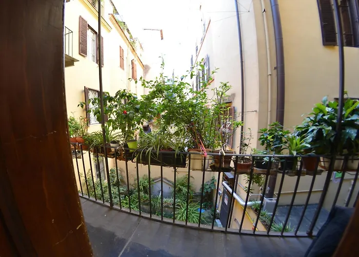 Charme De Rome Vatican Apartment